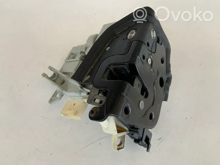 Audi A6 S6 C7 4G Zamek drzwi przednich 8J1837016C