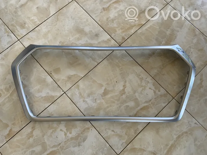 Audi Q5 SQ5 Maskownica / Grill / Atrapa górna chłodnicy 80A853651