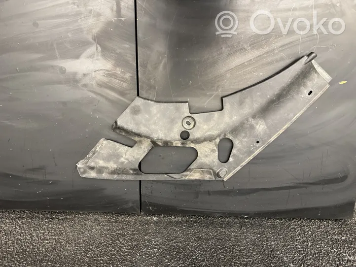 BMW 4 G22 G23 G24 G26 Kita variklio skyriaus detalė 51769883647