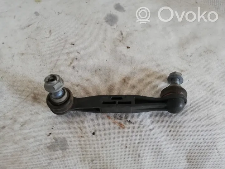 BMW 3 G20 G21 Stabilisateur arrière lien, barre anti-roulis 6785608