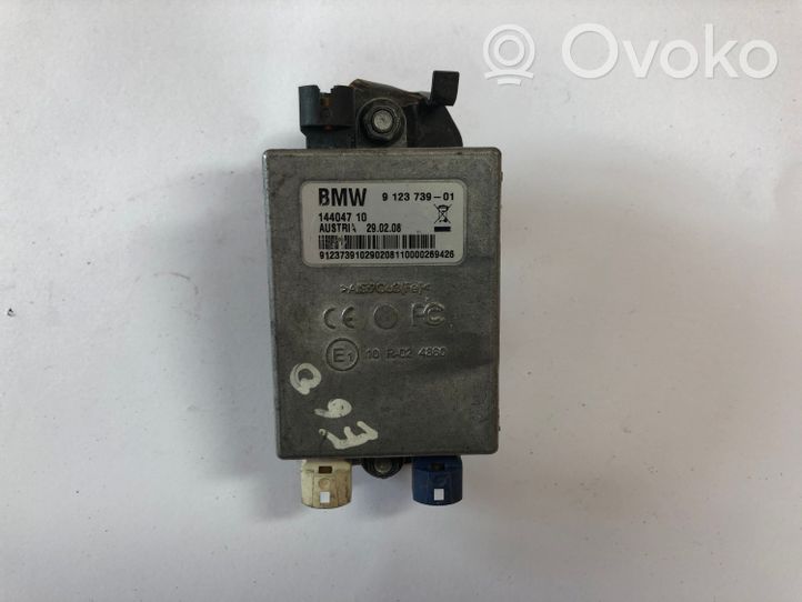 BMW 5 E60 E61 USB valdymo blokas 9123739