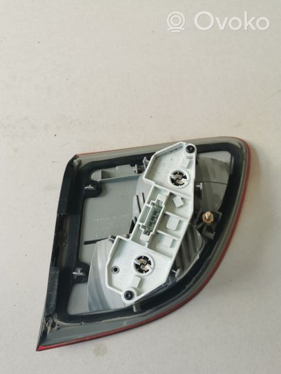 Mercedes-Benz E W211 Luci posteriori A2118202964