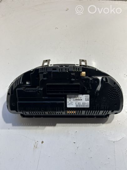 BMW 5 F10 F11 Speedometer (instrument cluster) 6831693