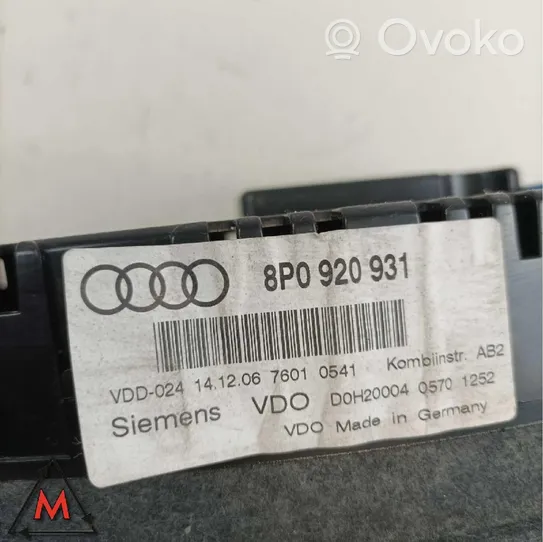 Audi A3 S3 8P Spidometrs (instrumentu panelī) 8P0920931