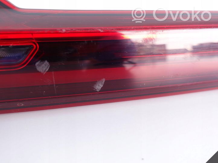 Audi e-tron Copertura striscia fanale posteriore/targa 4KE945095B