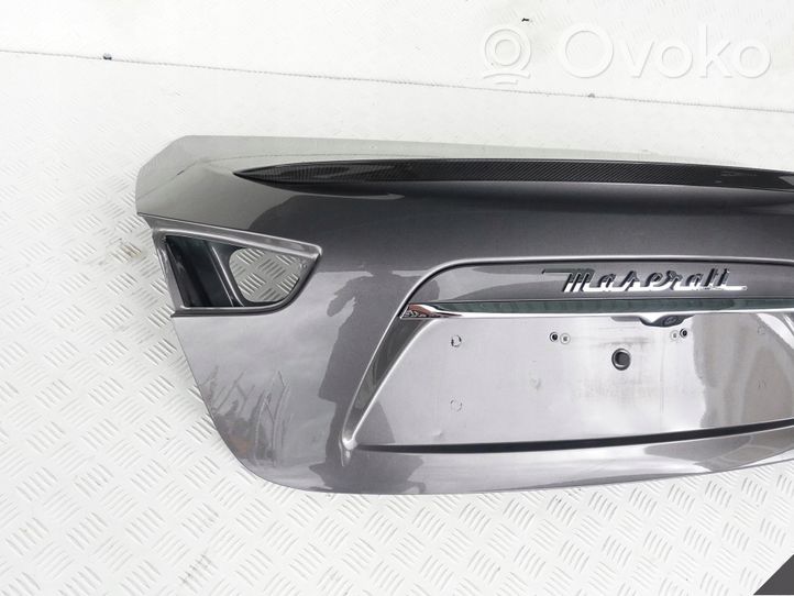 Maserati Ghibli Couvercle de coffre 673004651