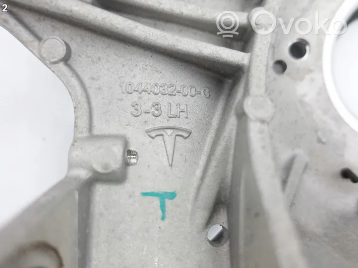 Tesla Model 3 Kierrejousen kiinnitys 104403200C