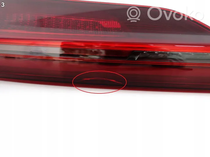 Audi e-tron Galinis žibintas dangtyje 