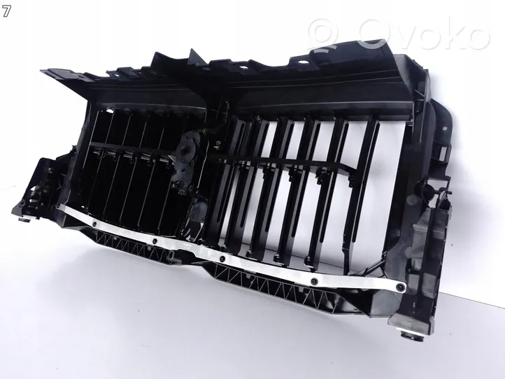 BMW X7 G07 Maskownica / Grill / Atrapa górna chłodnicy 5A29C35