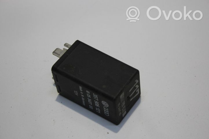 Audi A4 S4 B5 8D Other relay 357906121