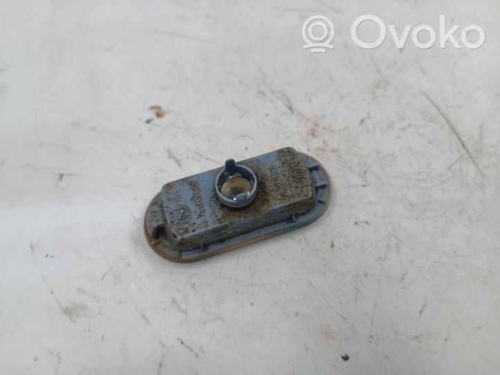 Seat Toledo II (1M) Indicatore di direzione del parafango anteriore 1J5949117