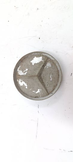 Mercedes-Benz E W211 Original wheel cap 2014010225