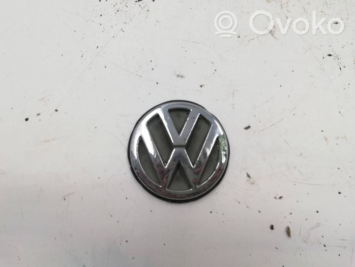 Volkswagen PASSAT B5 Logo, emblème, badge 3A5853630D