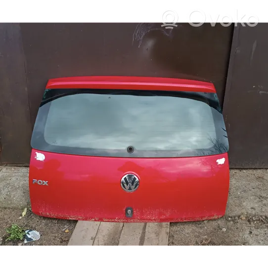 Volkswagen Fox Задняя крышка (багажника) 