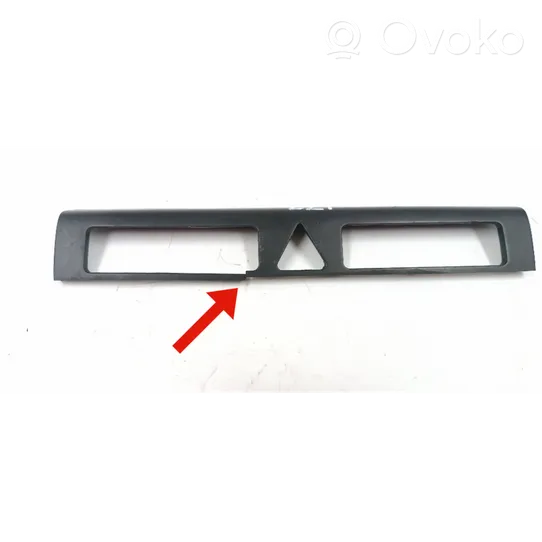 Audi A4 S4 B5 8D Inserti decorativi cornice della consolle centrale 8D0863321