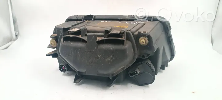 Audi A4 S4 B5 8D Phare frontale 8D0941003E