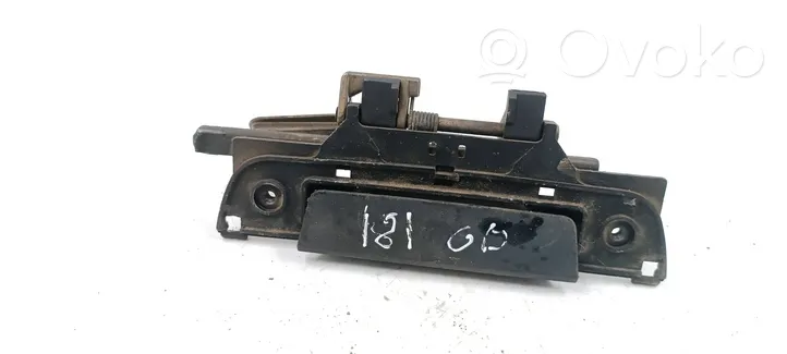 BMW 3 E36 Takaoven ulkokahva 51211960801