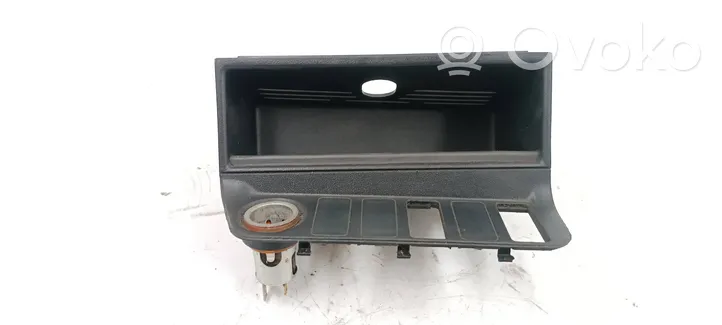 BMW 3 E36 Boîte / compartiment de rangement pour tableau de bord 1977231