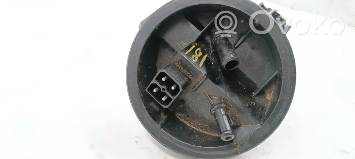 BMW 3 E36 Pompe à carburant 16102266