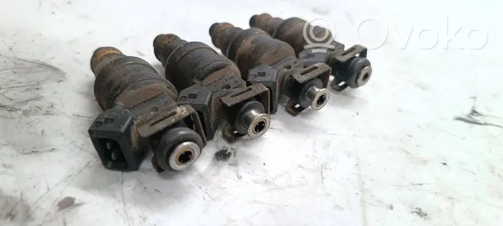 Audi A4 S4 B5 8D Fuel injectors set 058133551A