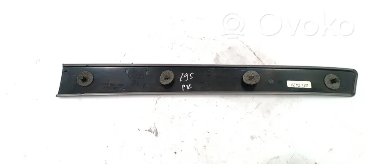 Audi A6 S6 C5 4B Moulure/baguette de porte avant 4B0867409