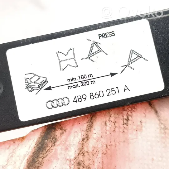 Audi A6 S6 C5 4B Triangle d'avertissement 4B9860251A