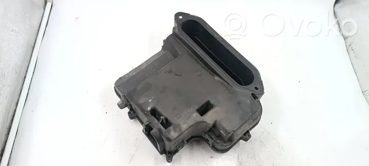 Volkswagen PASSAT B5.5 Scatola del filtro dell’aria 443927155