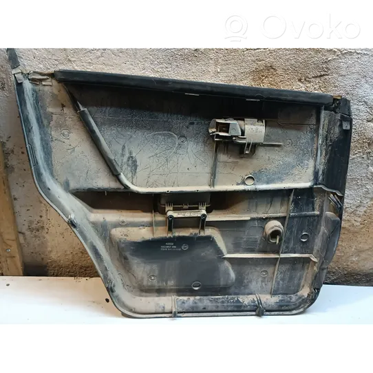 Audi 80 90 B3 Обшивка задней двери 893867306