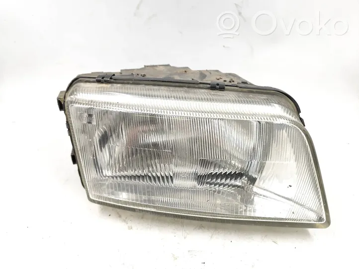 Audi A4 S4 B5 8D Передняя фара 8D0941004A