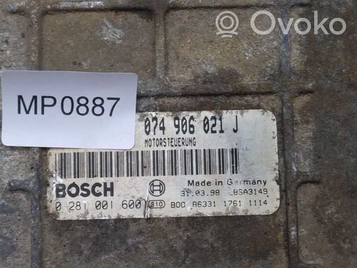 Volkswagen II LT Sterownik / Moduł ECU 074906021J