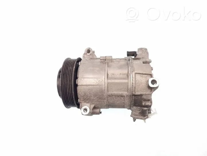 Chrysler Pacifica Ilmastointilaitteen kompressorin pumppu (A/C) 68225206AD