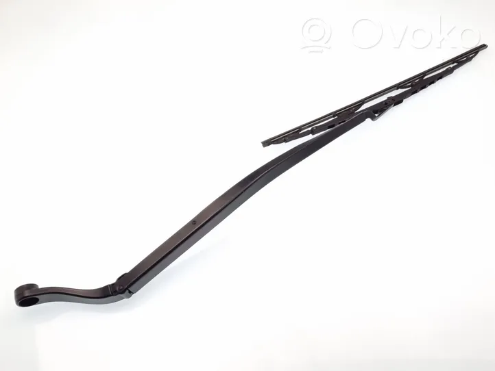 Chrysler Pacifica Windshield/front glass wiper blade 2586T4