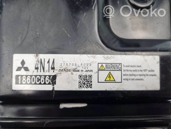 Mitsubishi Outlander Variklio valdymo blokas 2757006623