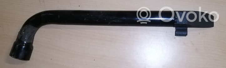 Volvo V50 Wheel nut wrench 