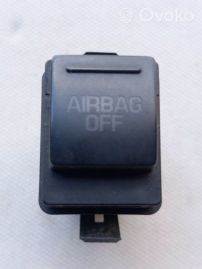 Skoda Superb B5 (3U) Interruptor de encendido/apagado del airbag de pasajero 3U0919235A