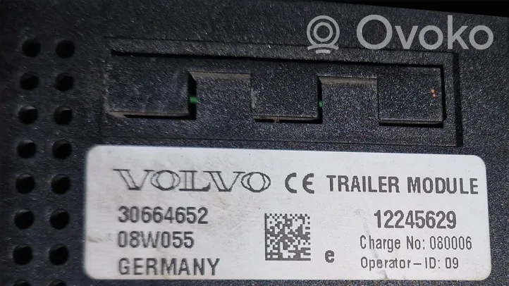 Volvo V70 Hak holowniczy / Komplet 30682095