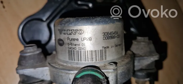 Volvo S60 Pompe à vide 8645454