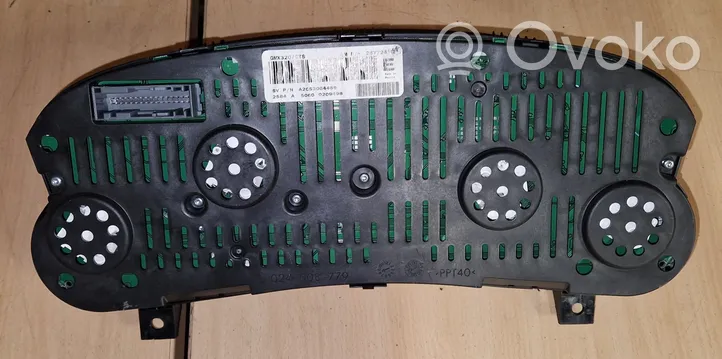 Cadillac SRX Compteur de vitesse tableau de bord 2577241