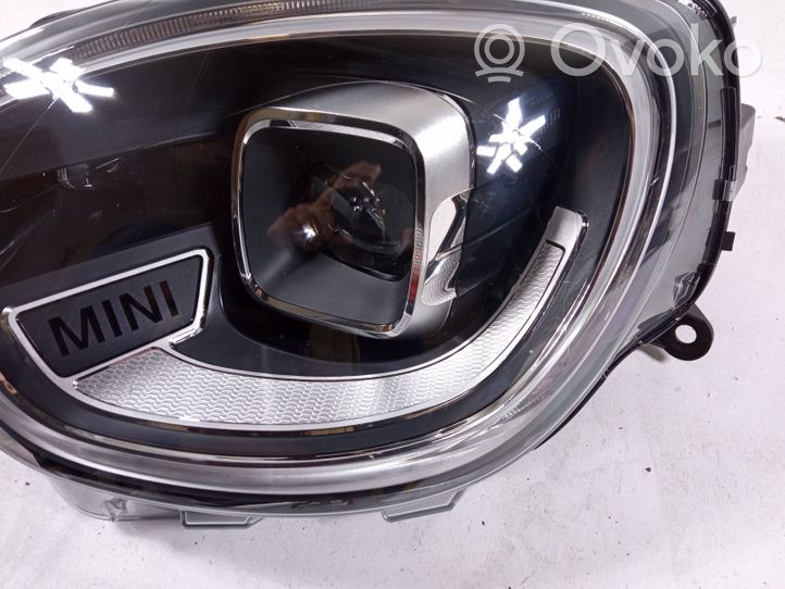 Mini Cooper Countryman F60 Lampa przednia 145100097100