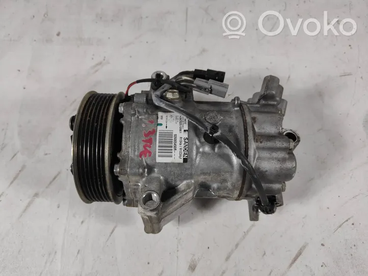 Renault Captur II Compressore aria condizionata (A/C) (pompa) 926005450R