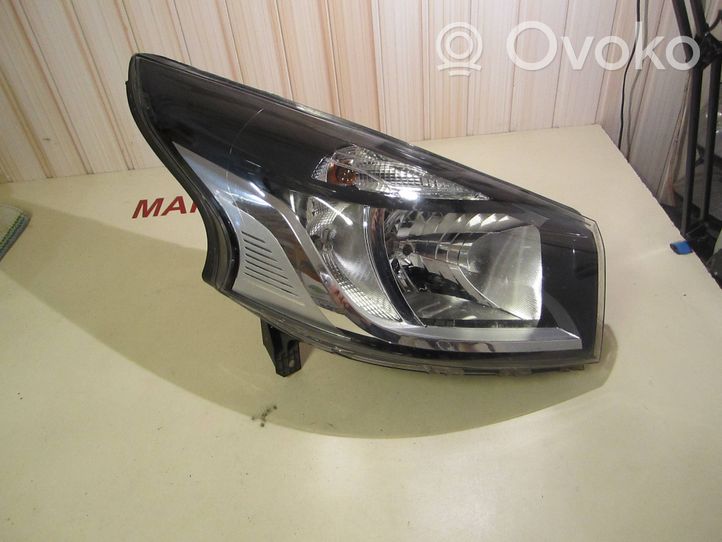 Renault Trafic III (X82) Phare frontale 260109424R