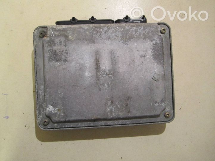 Audi A3 S3 8L Calculateur moteur ECU 06A906018AK