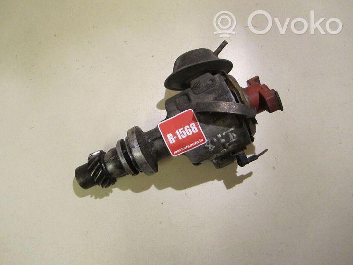 Volkswagen Golf II Spark distributor 