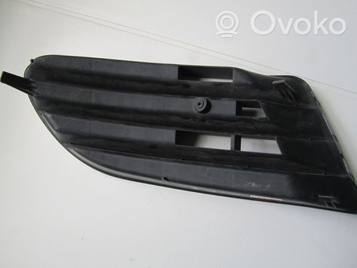 Volkswagen Golf Plus Mascherina inferiore del paraurti anteriore 5M0853666