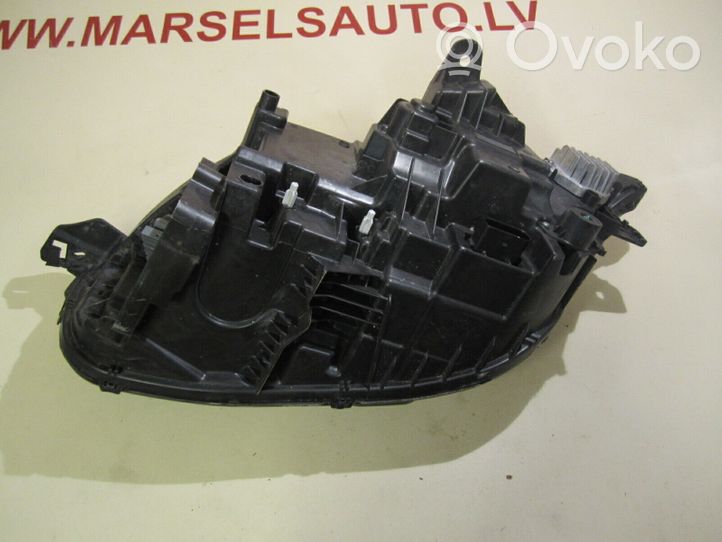 Volvo XC90 Lampa przednia 31655266