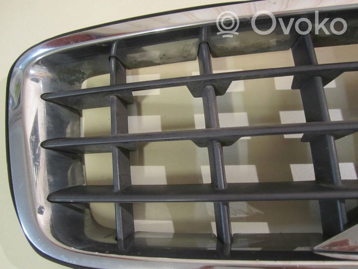 Volvo XC90 Atrapa chłodnicy / Grill 30678980