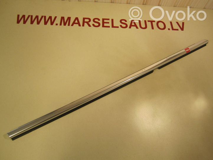 Volkswagen PASSAT CC Rivestimento modanatura del vetro della portiera posteriore 3C8839476F