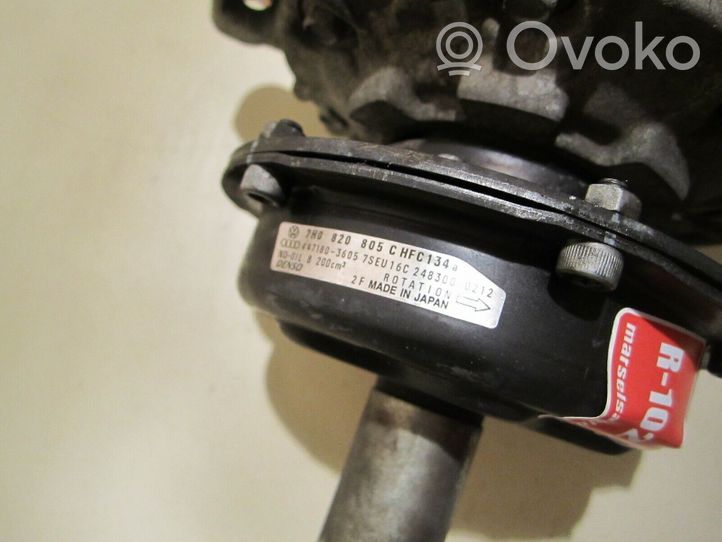 Volkswagen Touareg I Ilmastointilaitteen kompressorin pumppu (A/C) 7H0820805C