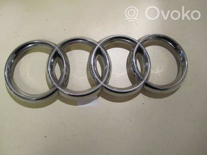 Audi A3 S3 A3 Sportback 8P Mostrina con logo/emblema della casa automobilistica 8D0853605