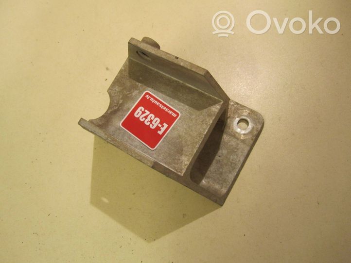 Audi A2 Support de pare-chocs arrière 8Z0807554